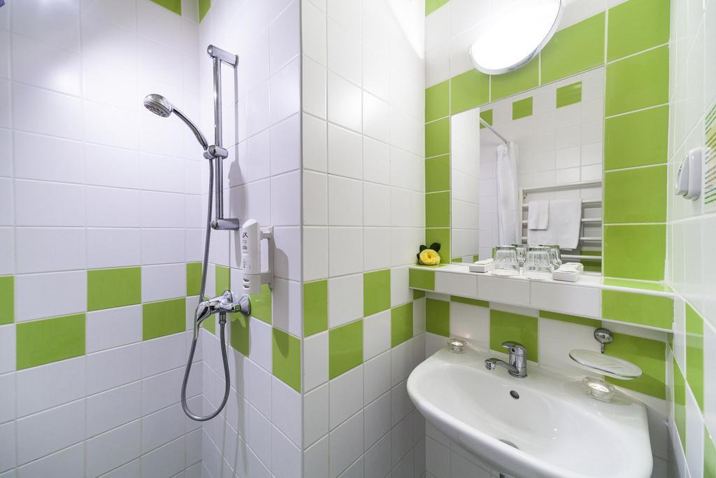 Hotel Flora Trencianske Teplice Luaran gambar