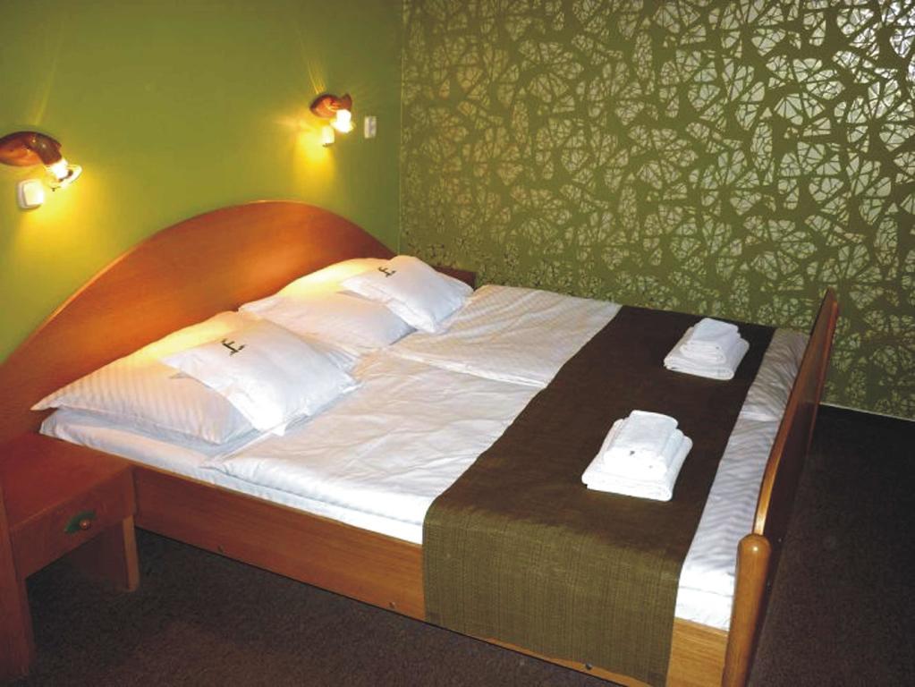 Hotel Flora Trencianske Teplice Luaran gambar